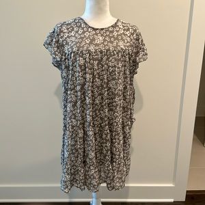 Entro Gray and White Floral Dress Sz M